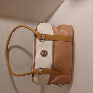 VGUC. Kim Rogers shoulder bag.